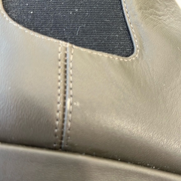 Neiman Marcus NWT Paloma Barcelo military green Chelsea Platform HOT Day Evining - Picture 11 of 11